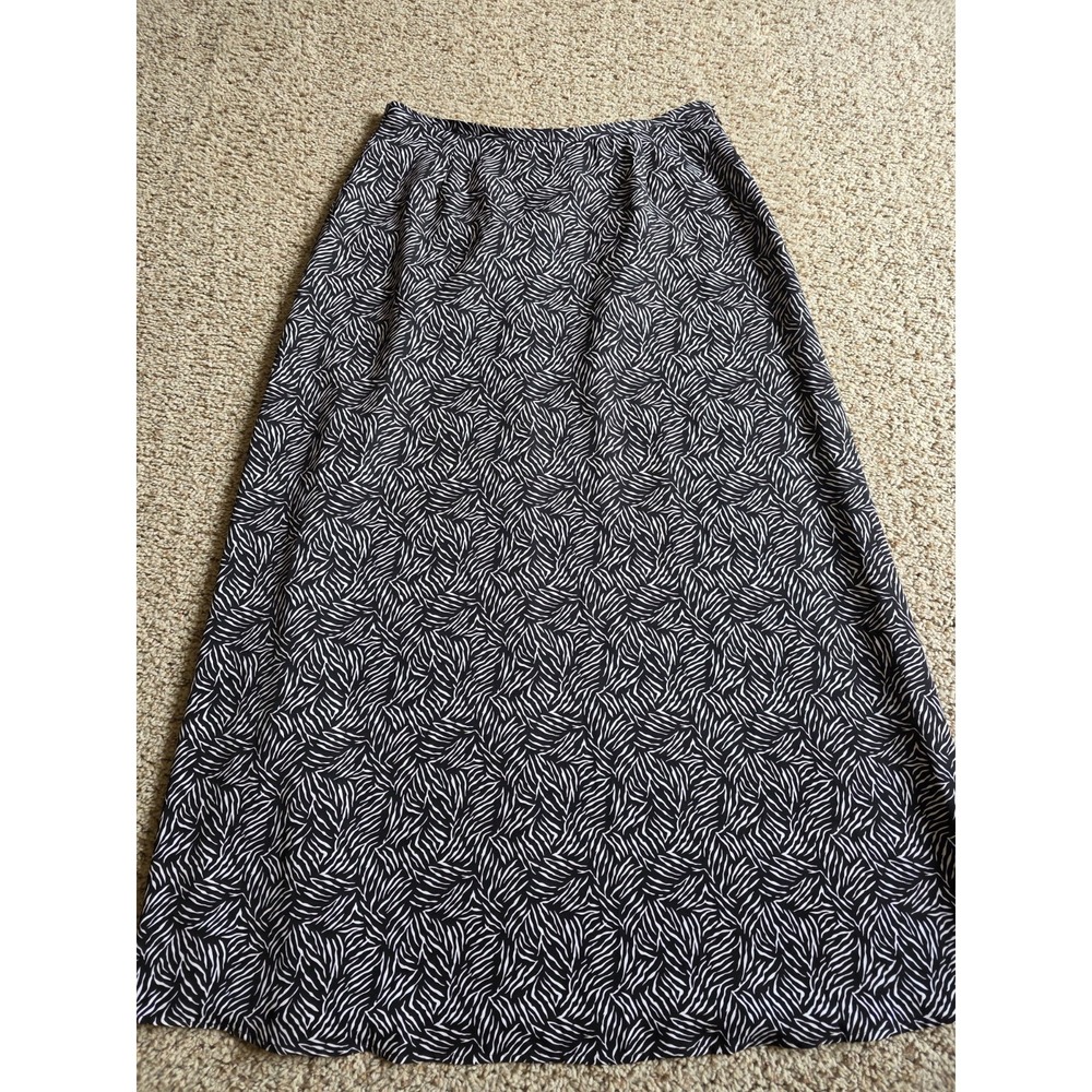 Liz Claiborne Skirt Womens 12 Fully Lined Flowy A-Line Side Zip Lightweight